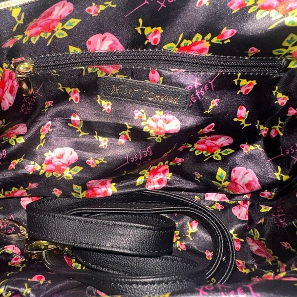 Betsey Johnson Hand Bag - Picture 3 of 8